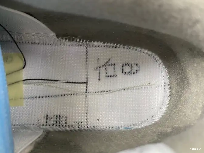 Reps TB A 4 Phantom x Air Maniere Ma Jordan FZ4810-001 0516